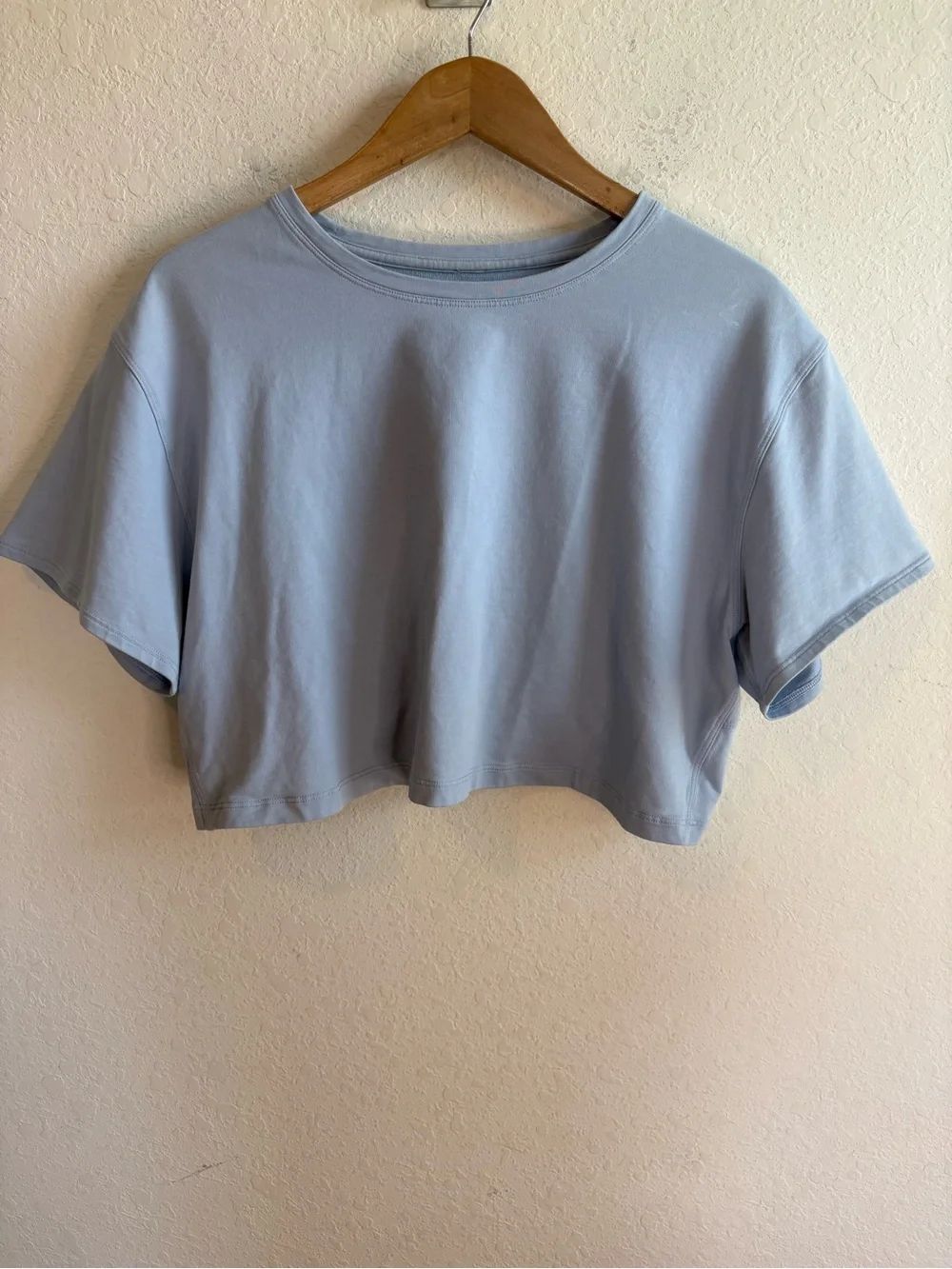 Lululemon LA Gathered Back Cropped T-Shirt Size 12
